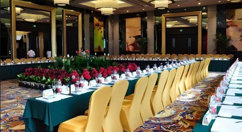 Country Garden Phoenix Hotel Shenyang Luaran gambar