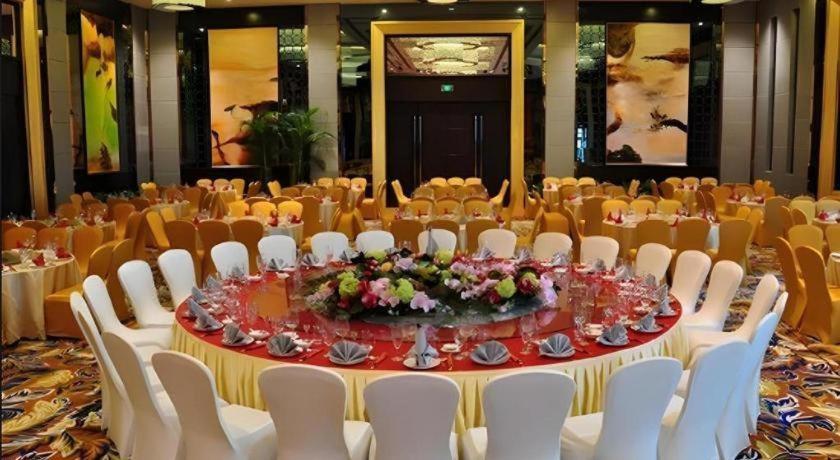 Country Garden Phoenix Hotel Shenyang Luaran gambar