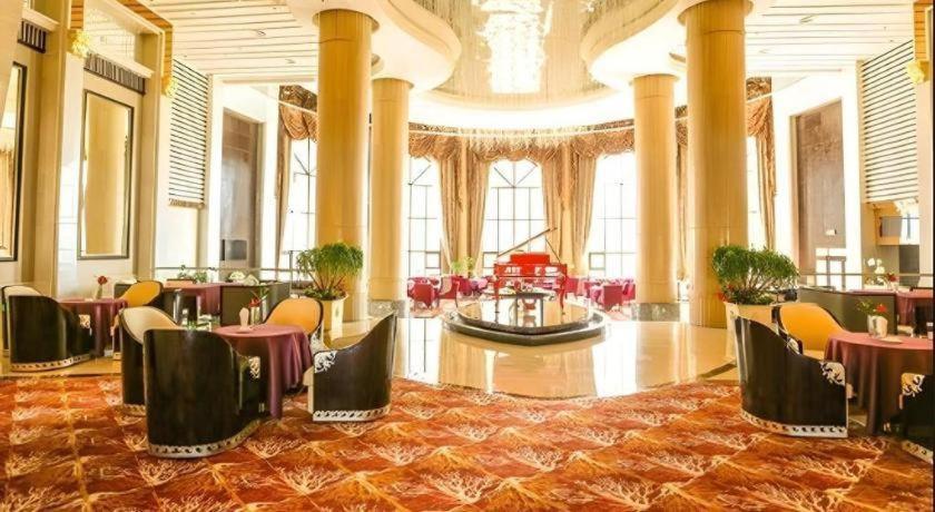 Country Garden Phoenix Hotel Shenyang Luaran gambar