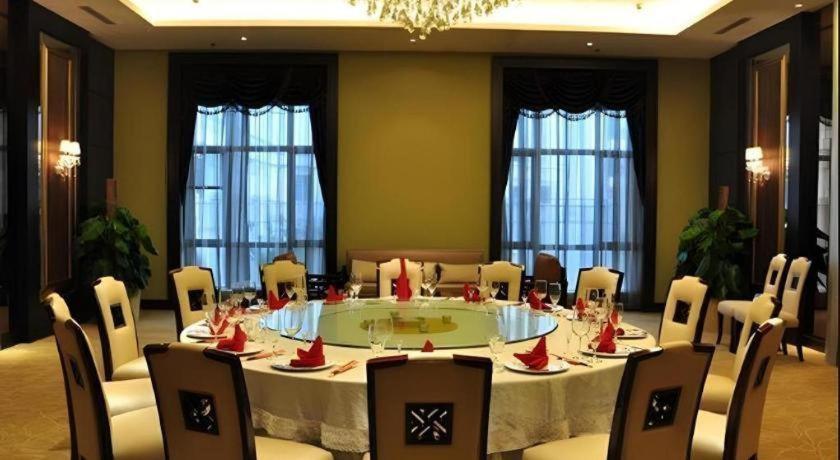 Country Garden Phoenix Hotel Shenyang Luaran gambar