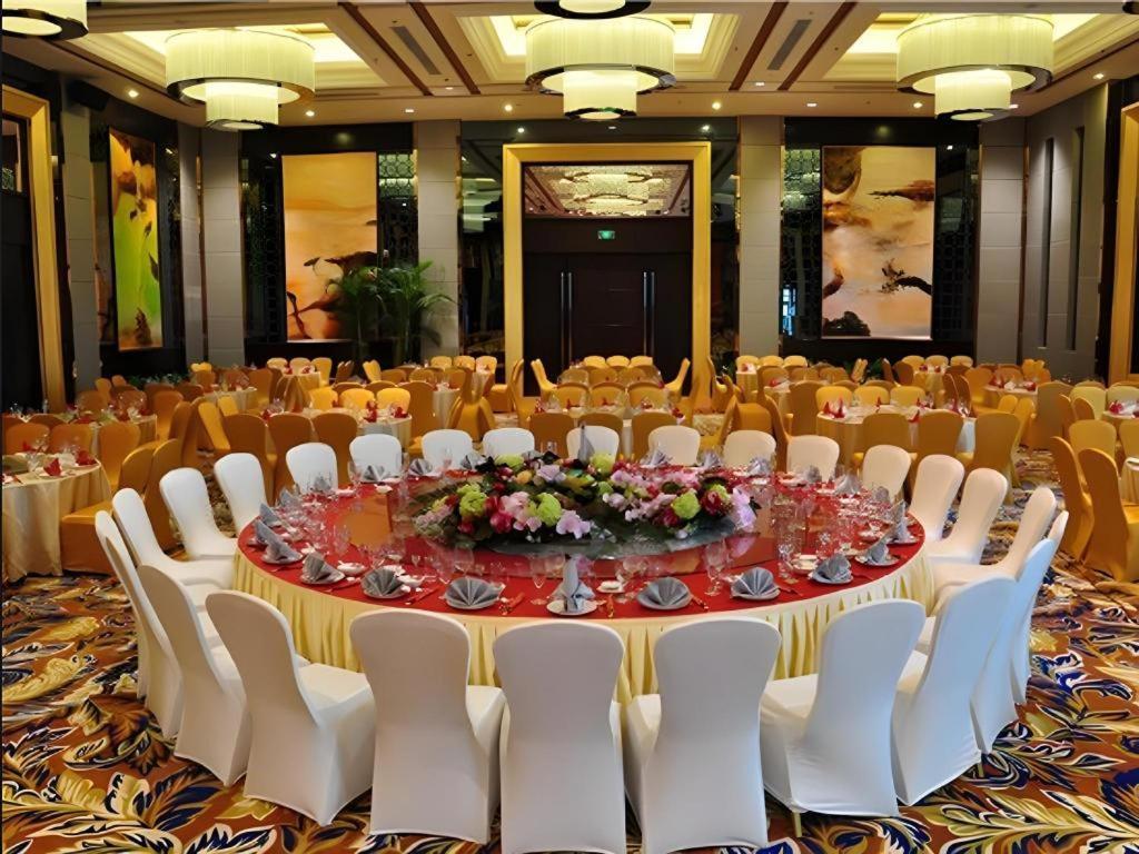 Country Garden Phoenix Hotel Shenyang Luaran gambar