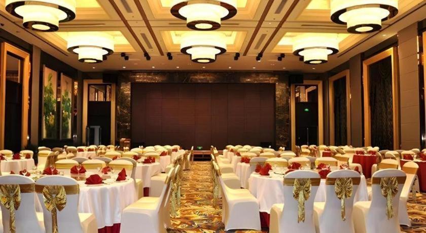 Country Garden Phoenix Hotel Shenyang Luaran gambar
